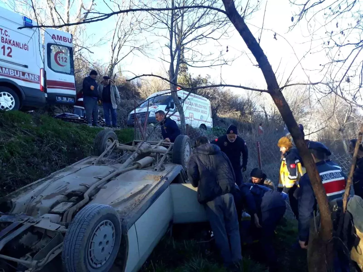Burdur'da Trafik Olayı: Araç Sürücüsü Zarar Gördü