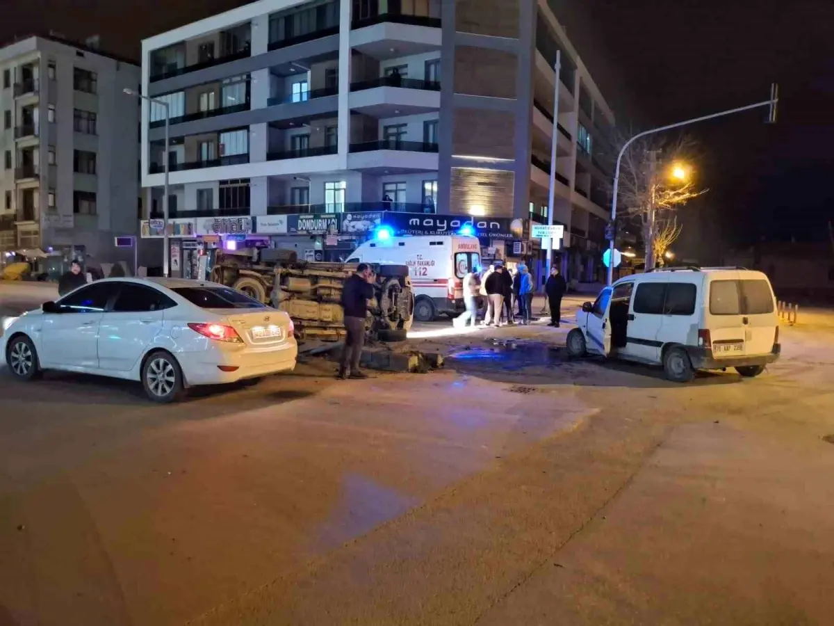 Karapınar'da trafik kazası sonucu 2 kişi yaralandı.