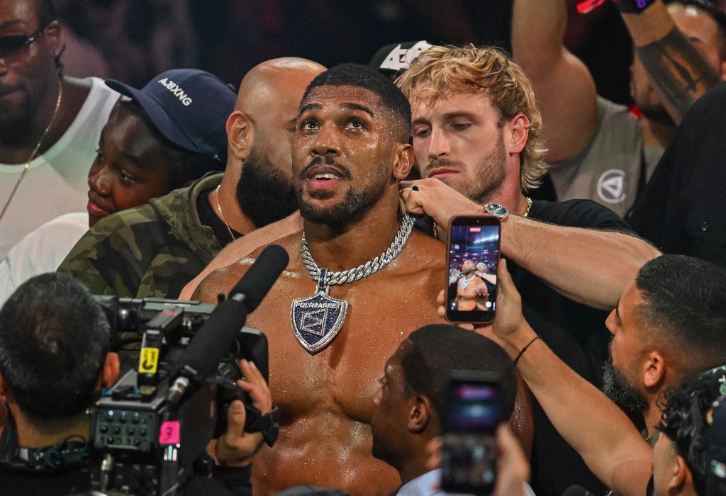 Anthony Joshua'nın bir trafik kazası yaşadığı bildirildi.