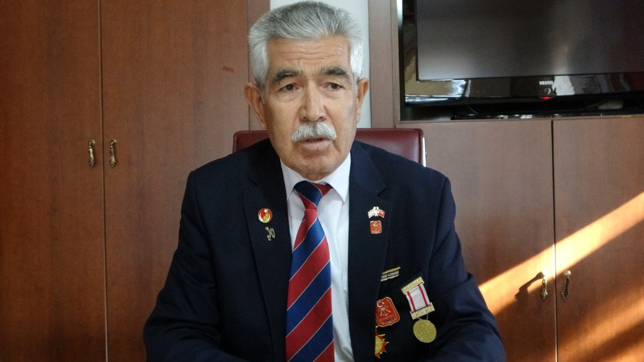 Kıbrıs gazisi trafik kazasında hayatını kaybetti.