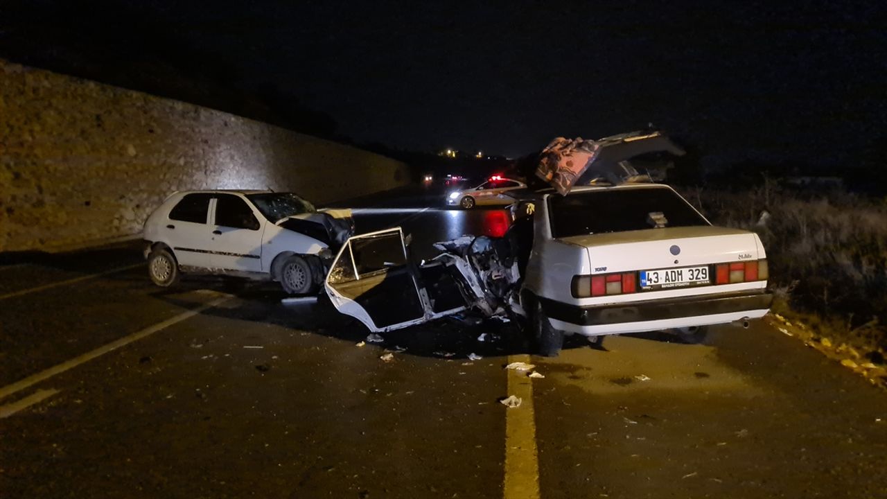 Kütahya'da trafik kazasında 2 ağır, 4 yaralı var!