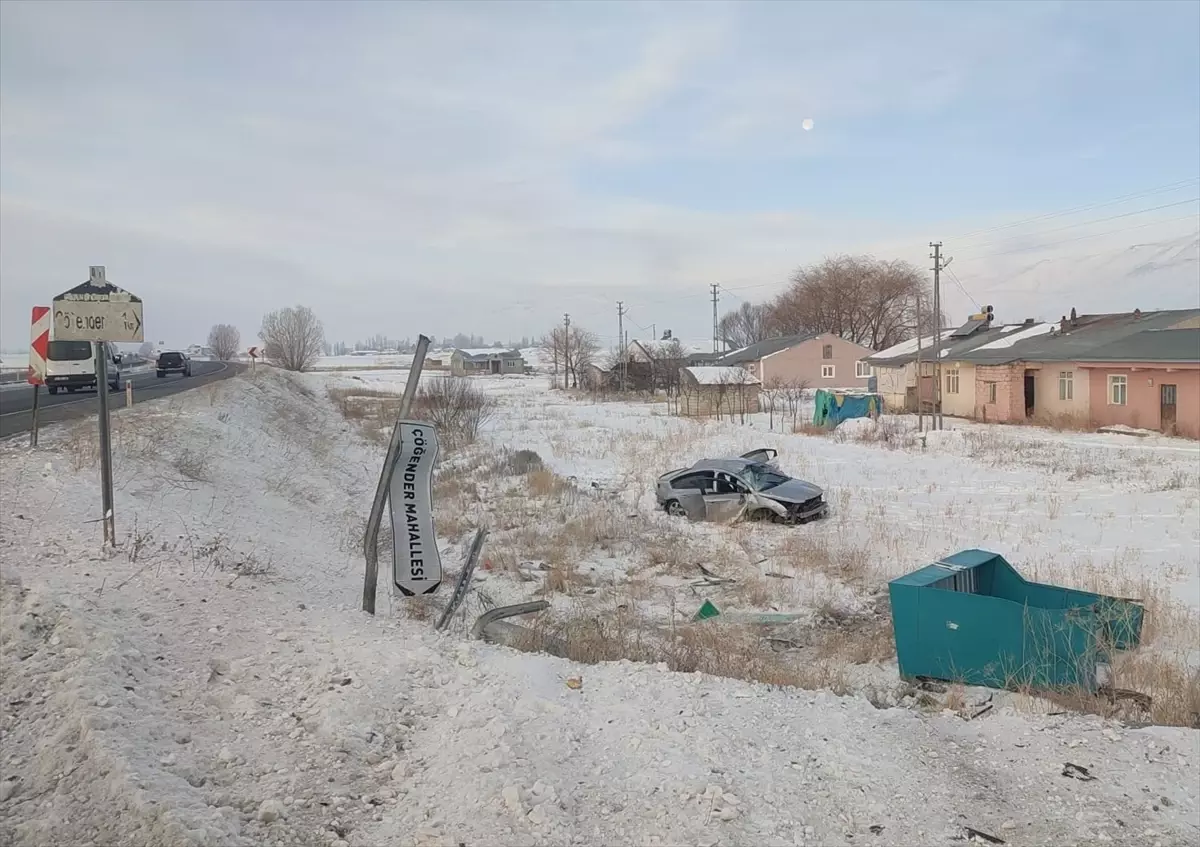 Erzurum'da Kaza: 1 Kişi Hayatını Kaybetti, 4 Kişi Yaralandı.