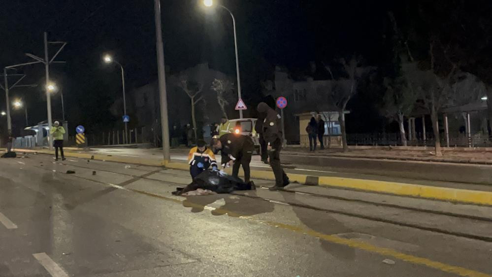 Eskişehir'de feci kaza: 3 kişi hayatını kaybetti.