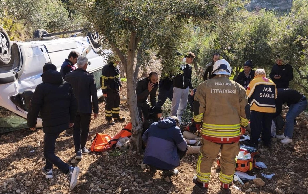 Yayladağı'nda Kaza: 5 Kişi Yaralı.