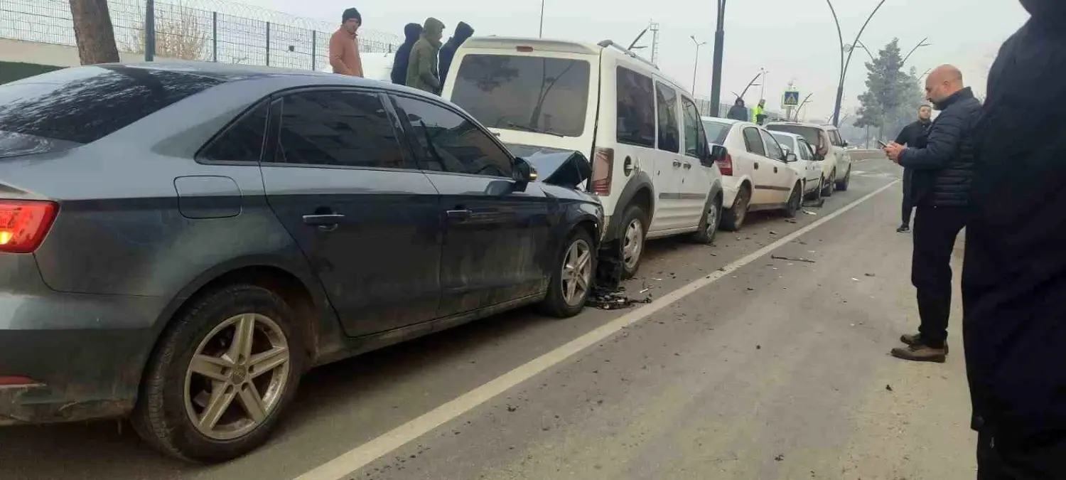Zincir Trafik Kazası Batmam'da