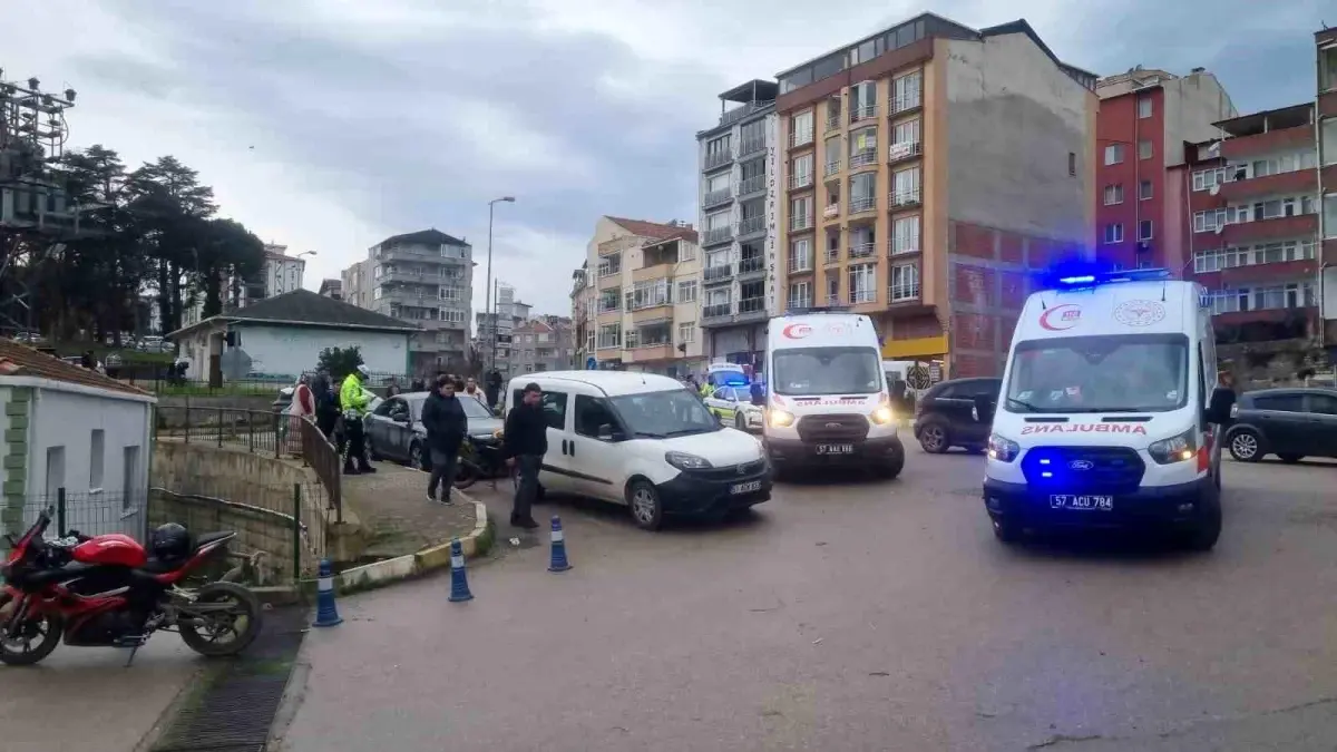 Sinop'ta Kaza: Motosiklet Sürücüsü Yaralı