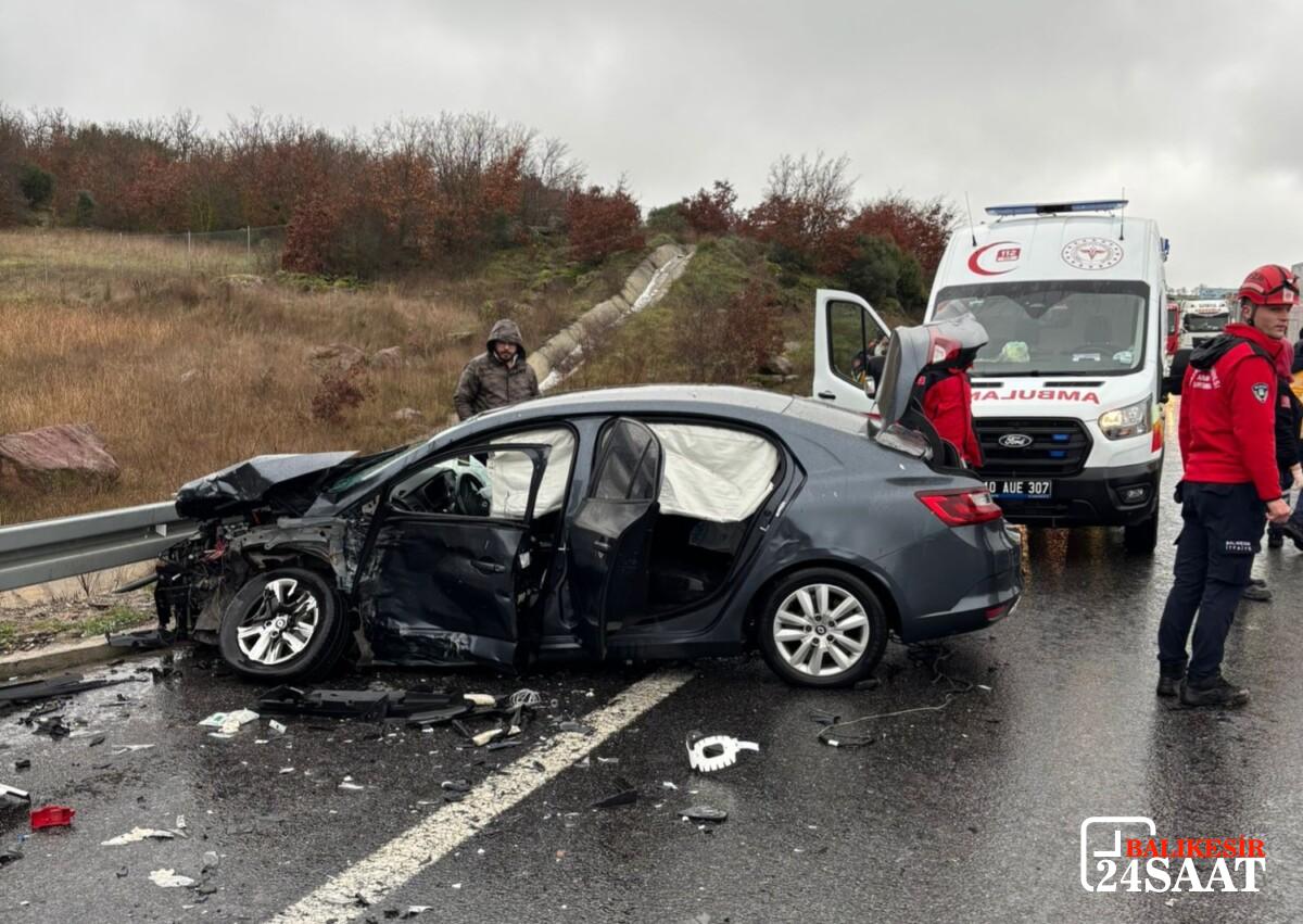Otoyolda zincirleme kaza sonucu 1 kişi hayatını kaybetti, 10 kişi yaralandı.