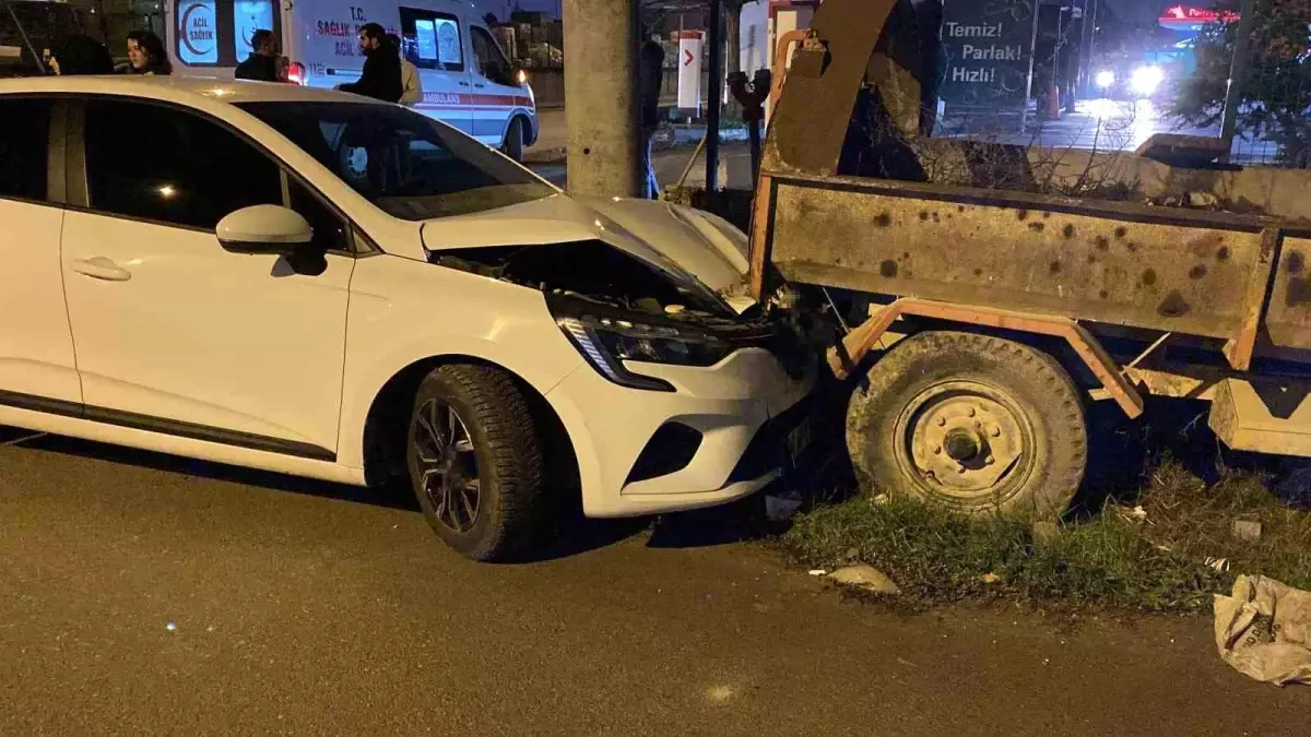 İnegöl'de Kaza: 2 Yaralı Durumda