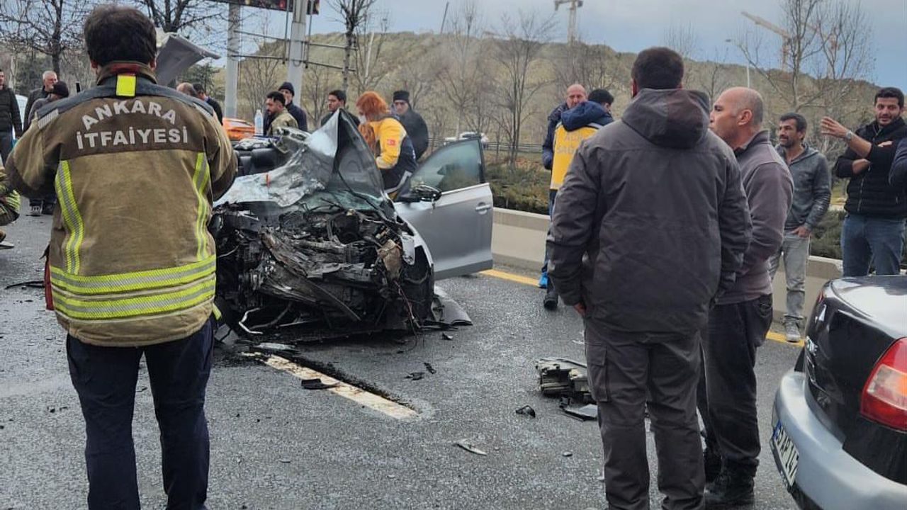 Ümitköy Köprüsü'nde Korkunç Trafik Kazası!