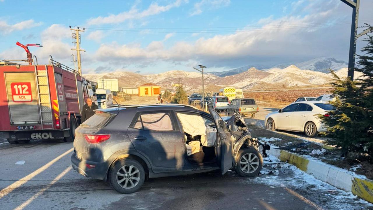 Geçen yıl 3,481 kişi trafik kazalarında hayatını kaybetti.