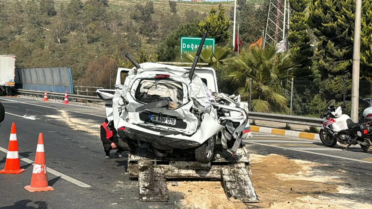 İzmir'de 2025 yılında meydana gelen 45 bin trafik kazasında 178 kişi hayatını kaybetti.