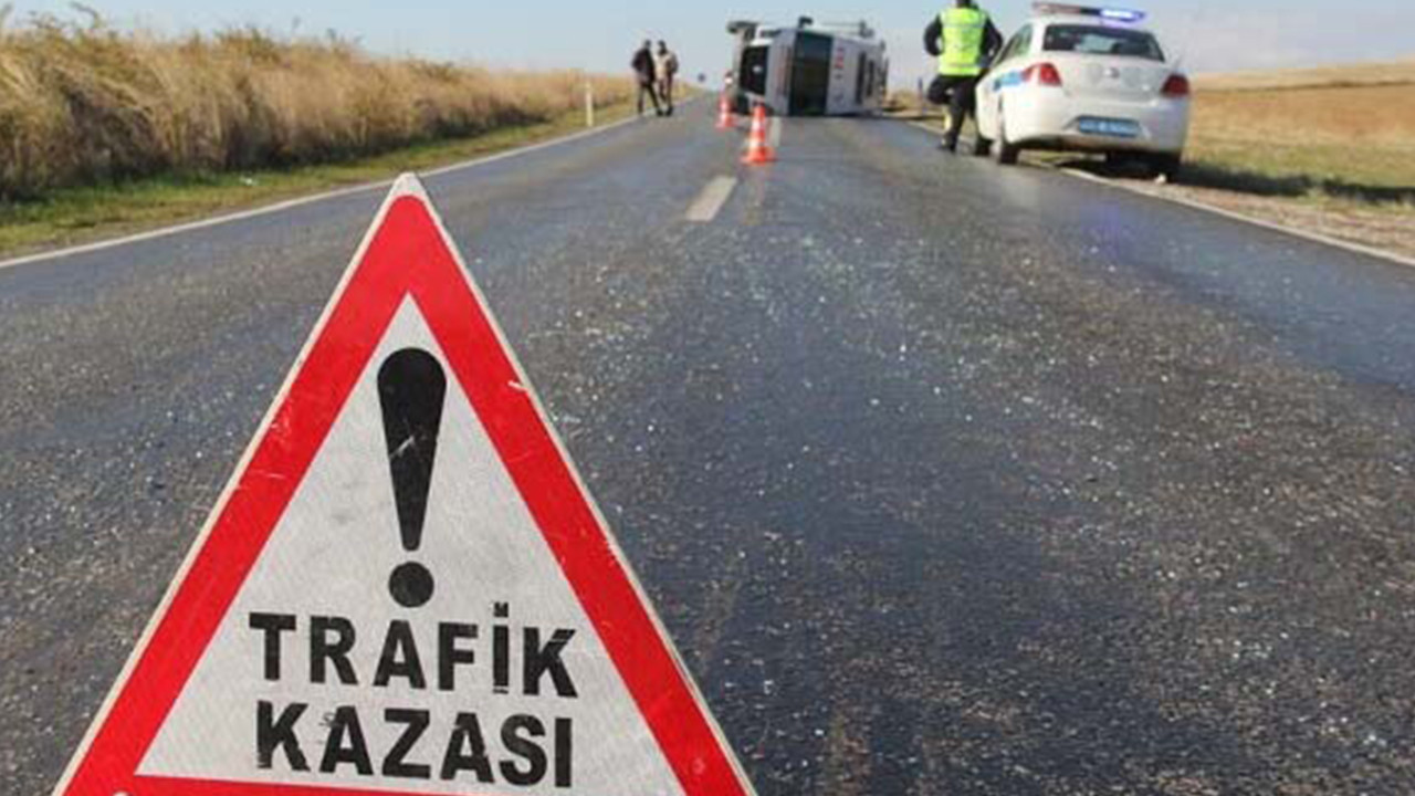 Kaza haberi: Çankırı'da 1'i bebek 4 kişi yaralandı.
