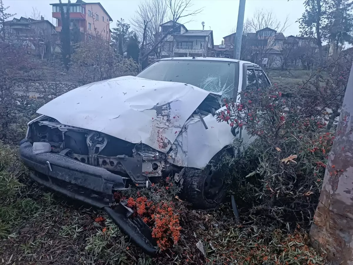 Trafik Olayı Safranbolu’da: 3 Kişi Yaralandı
