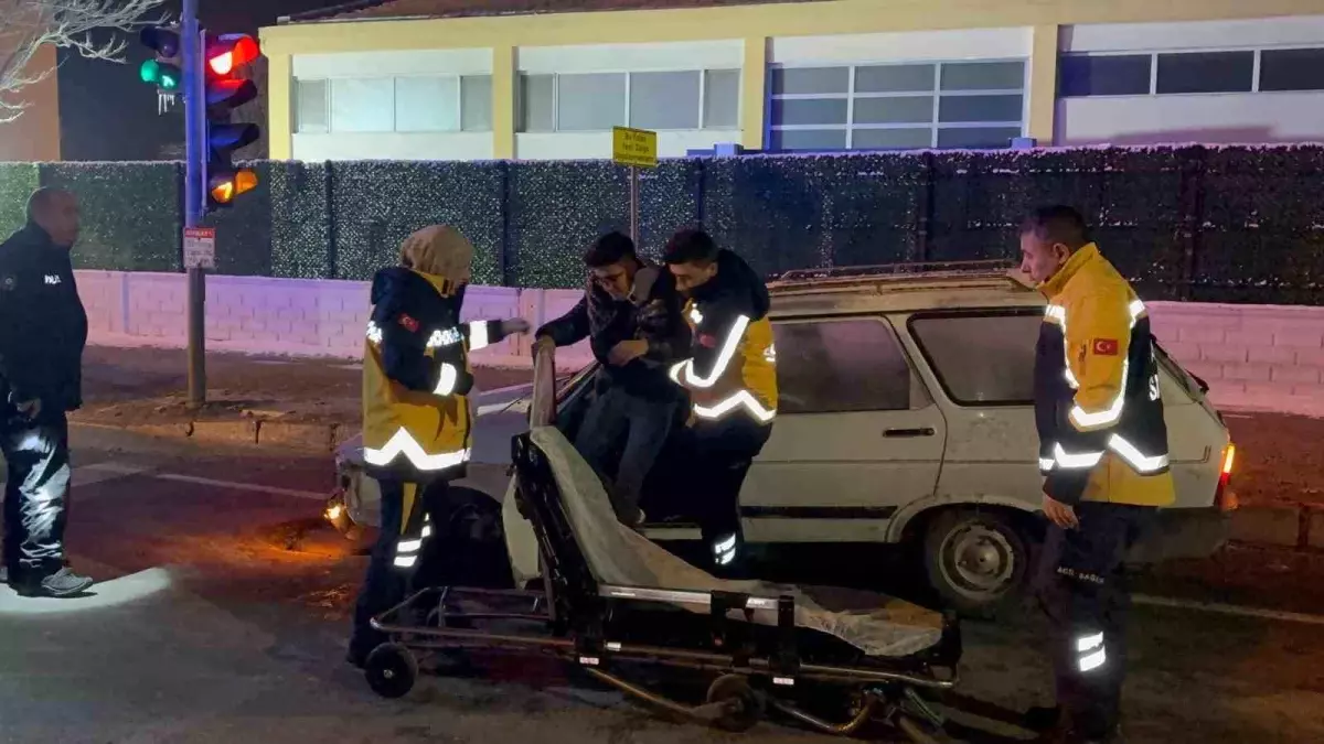 Kayseri'de kaza: Sürücü az yaralandı.