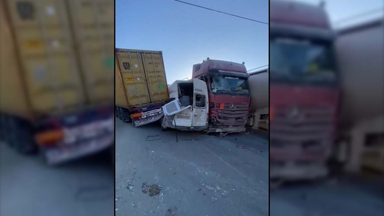 Hatay'da ardışık trafik kazası: 11 kişi yaralı