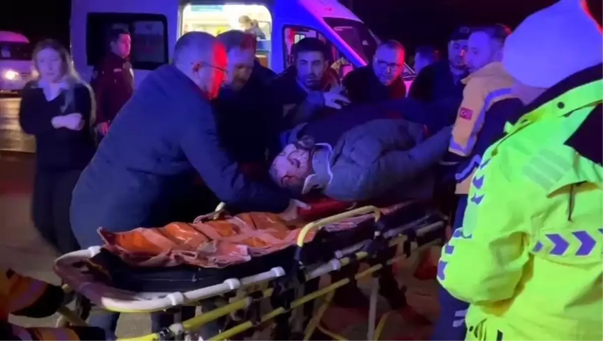 Kaza Bursa'da: 4 Kişi Yaralandı