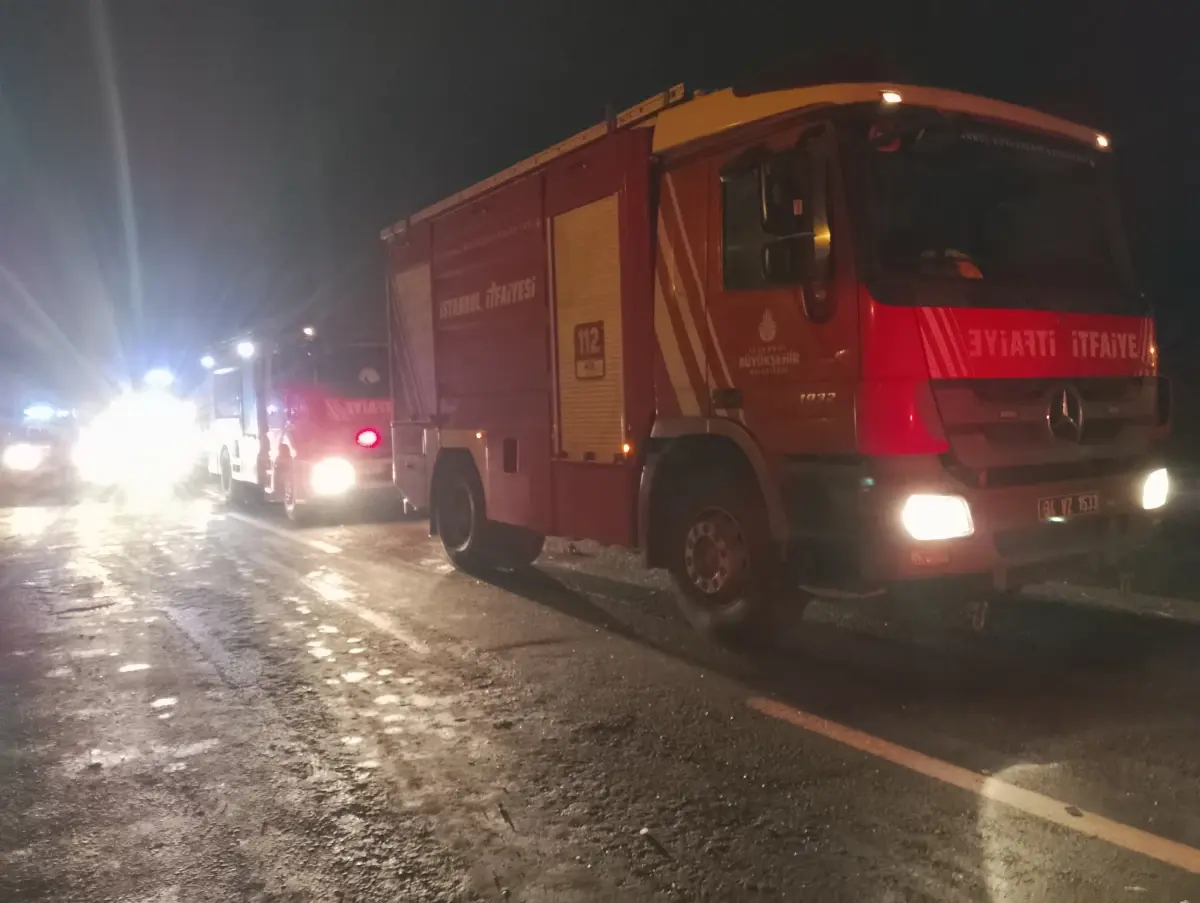 Silivri'de kaza: 1 kişi hayatını kaybetti, 2 kişi yaralandı.