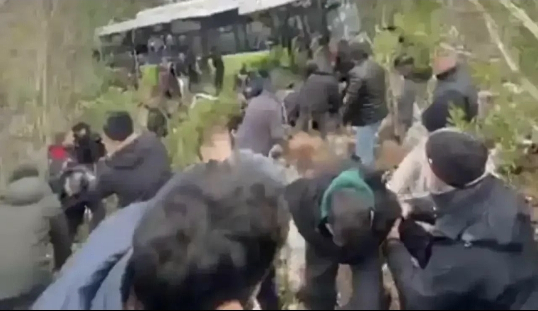 Kartepe'de Meydana gelen Otobüs Kazasında Çok Sayıda Yaralı Var!