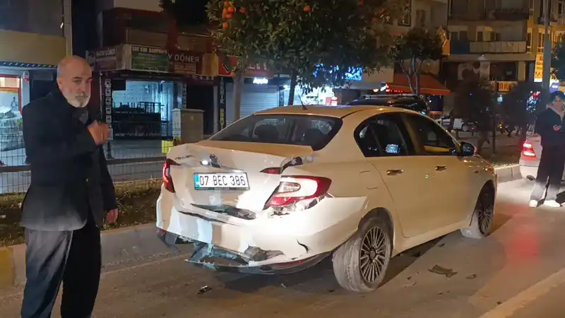 Manavgat'ta Zincirleme Kaza: Yaralanan Kimse Yok.