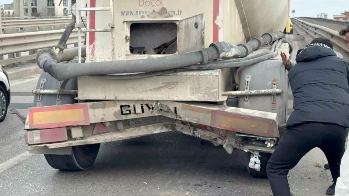 Samsun'da Trafik Kazası Viyadükte meydana geldi.