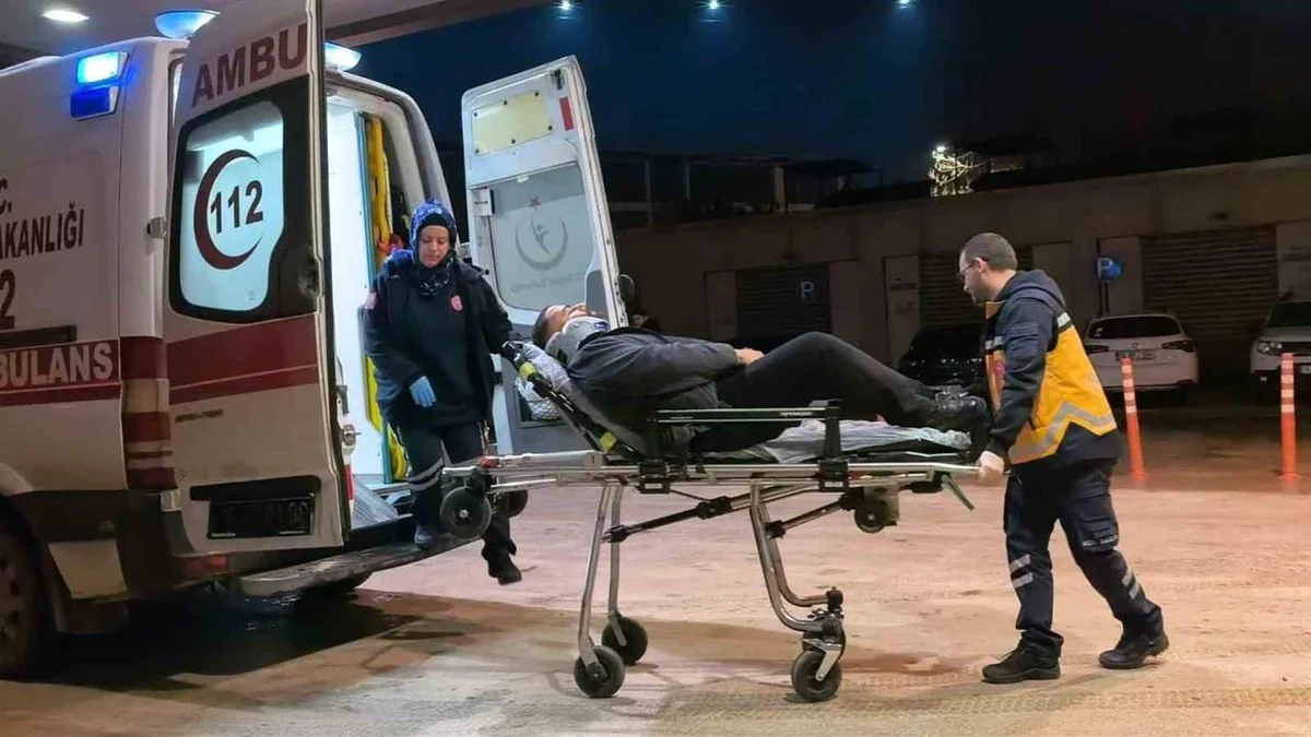 İnegöl, Bursa'da gerçekleşen trafik kazasında 2 sürücü yaralandı.