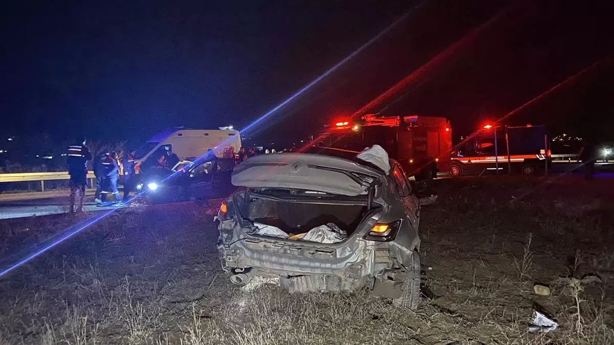 Çorum'da Trafik Kazasında 8 Kişi Yaralandı.