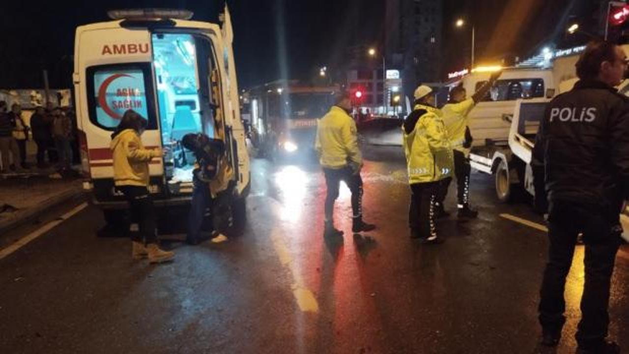 Ümraniye'de trafik kazasında 3 kişi yaralandı, 2'si durumu ağır.