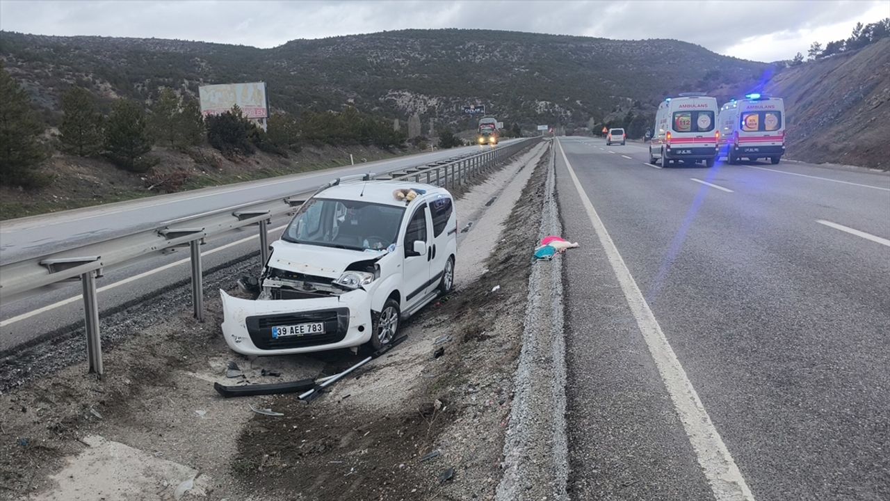 3 kişi yaralanmış, trafik kazası Kütahya'da meydana geldi!