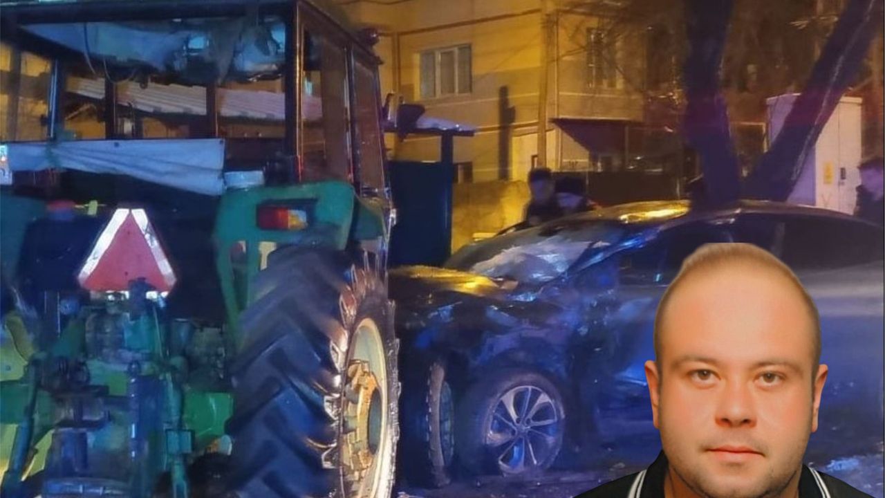 Traktör römorkuna çarpan araç sürücüsü yaşamını yitirdi.