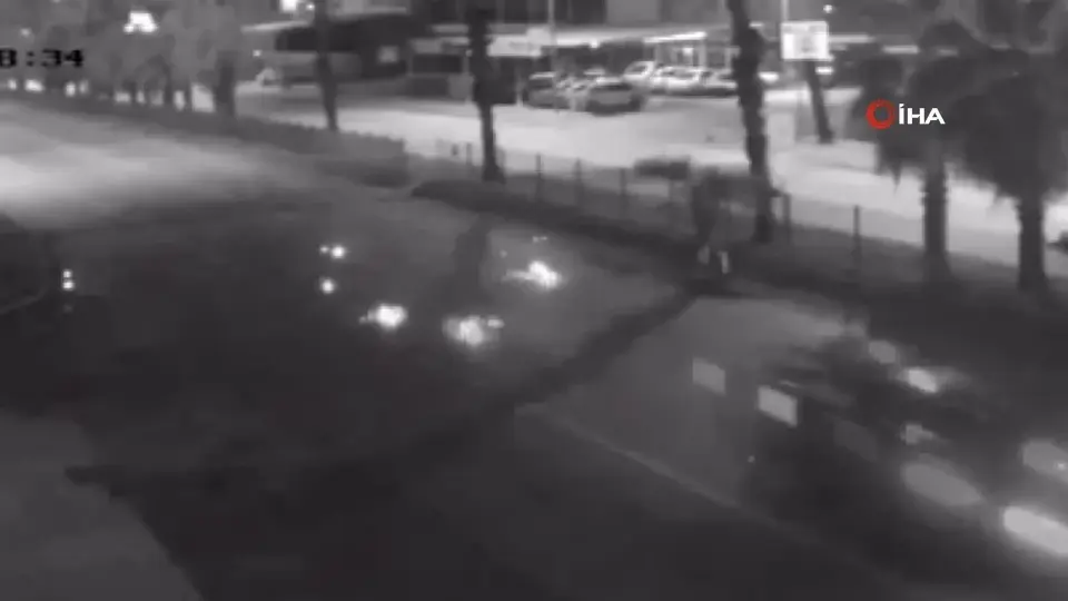 Emekli polis Antalya'da elektrikli bisiklet kazasında öldü.