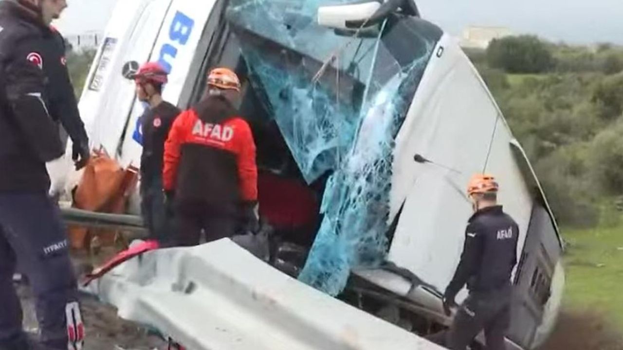 Otobüs kaza yaptı: Çok sayıda can kaybı var