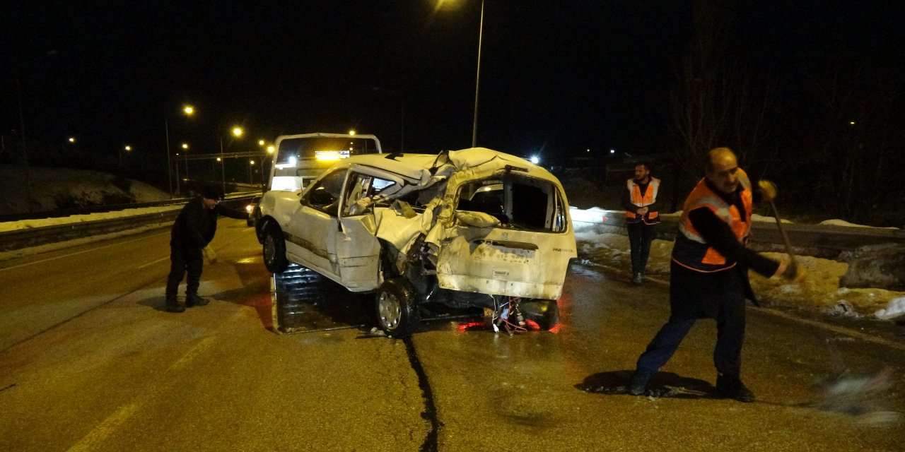 Erzurum'da meydana gelen trafik kazasında 2 kişi yaralandı.