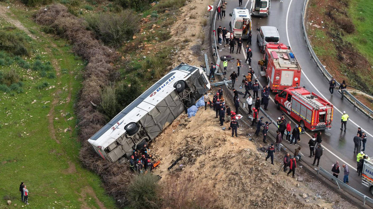 Hız ölümle sonuçlandı: İki farklı kaza aynı gün oldu.