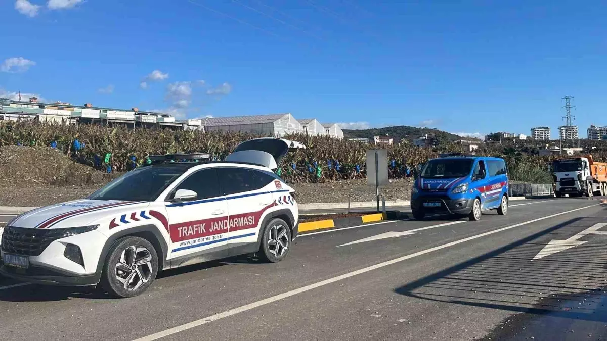 Alanya'da Kaza: 3 Kişi Yaralandı