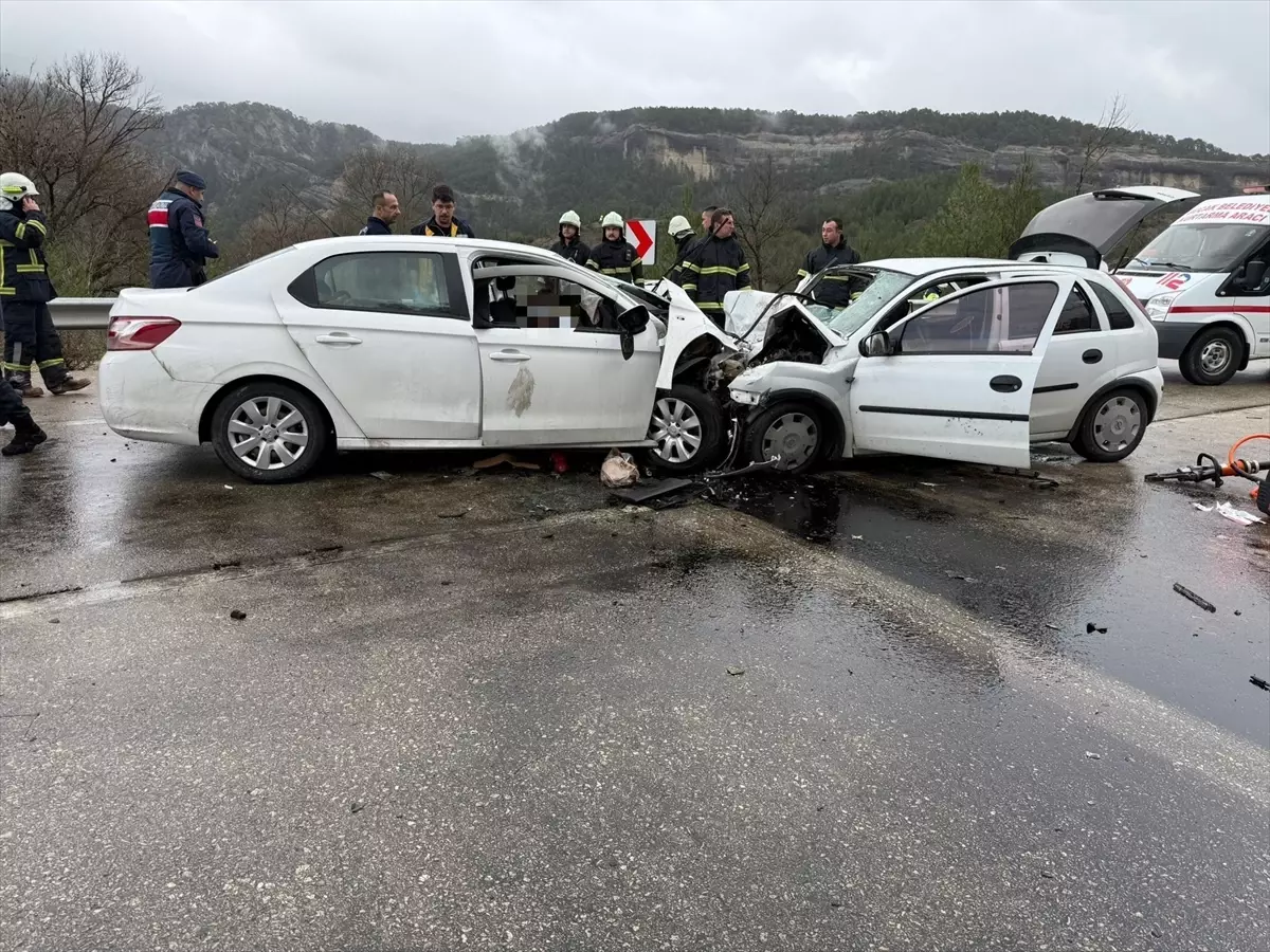 Burdur'da Gerçekleşen Kaza: 7 Kişi Yaşamını Yitirdi