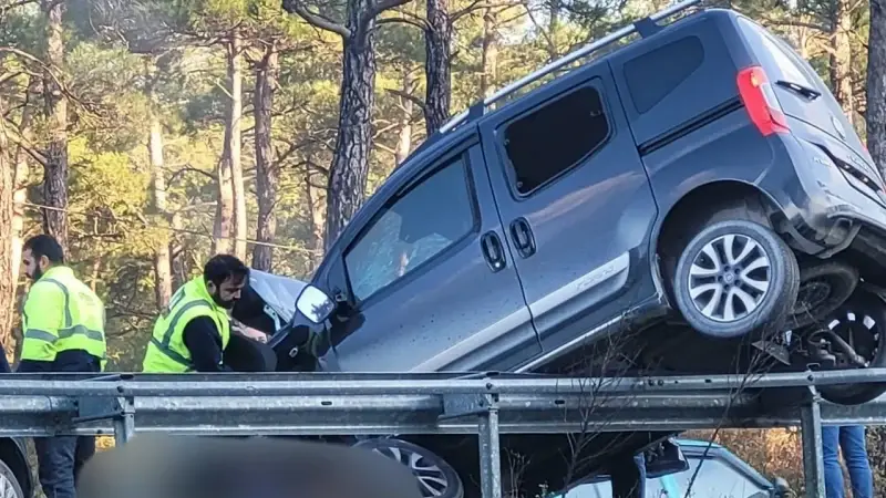 Marmaris'te kaza: 4 kişi yaralandı.