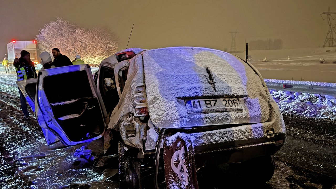 Erzurum'da 4 kişinin öldüğü trafik kazasına ilişkin tır sürücüsü gözaltına alındı