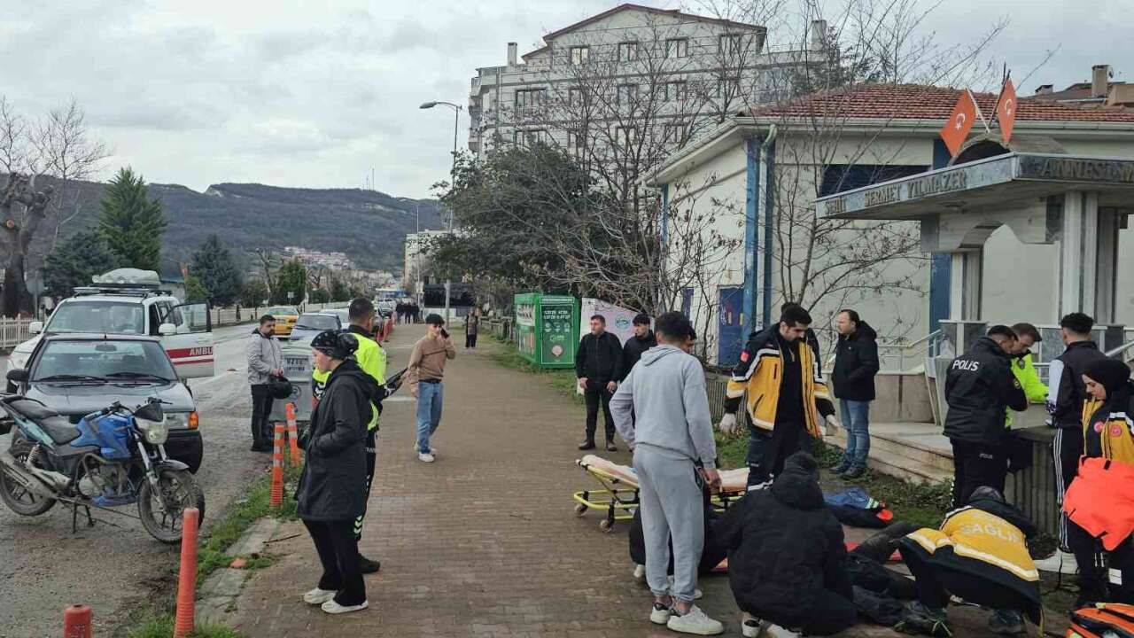 Kastamonu’da trafik kazası: Motosiklet ve otomobil çarpıştı