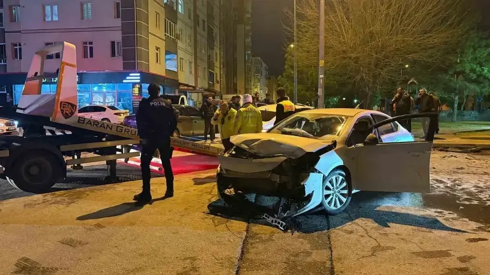 Kayseri’de film gibi kaza: Çarptı, kaçtı, yerine akrabasını 'dublör"'olarak gönderdi!