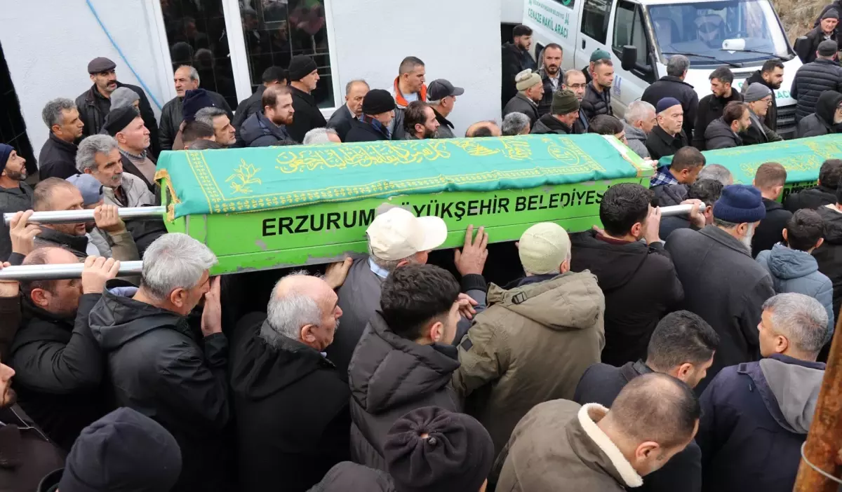 Erzurum'da Trafik Kazası: 4 Kişi Hayatını Kaybetti