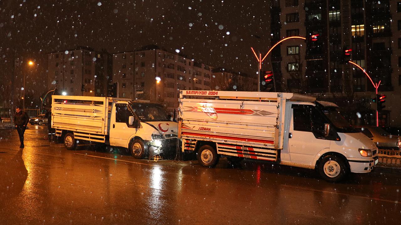 Erzurum’da zincirleme kaza: 9 yaralı