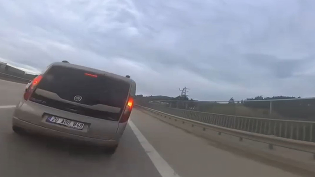 Bursa’da korkunç motosiklet kazası! 113 km hızla çarptı, araç camından içeri girdi