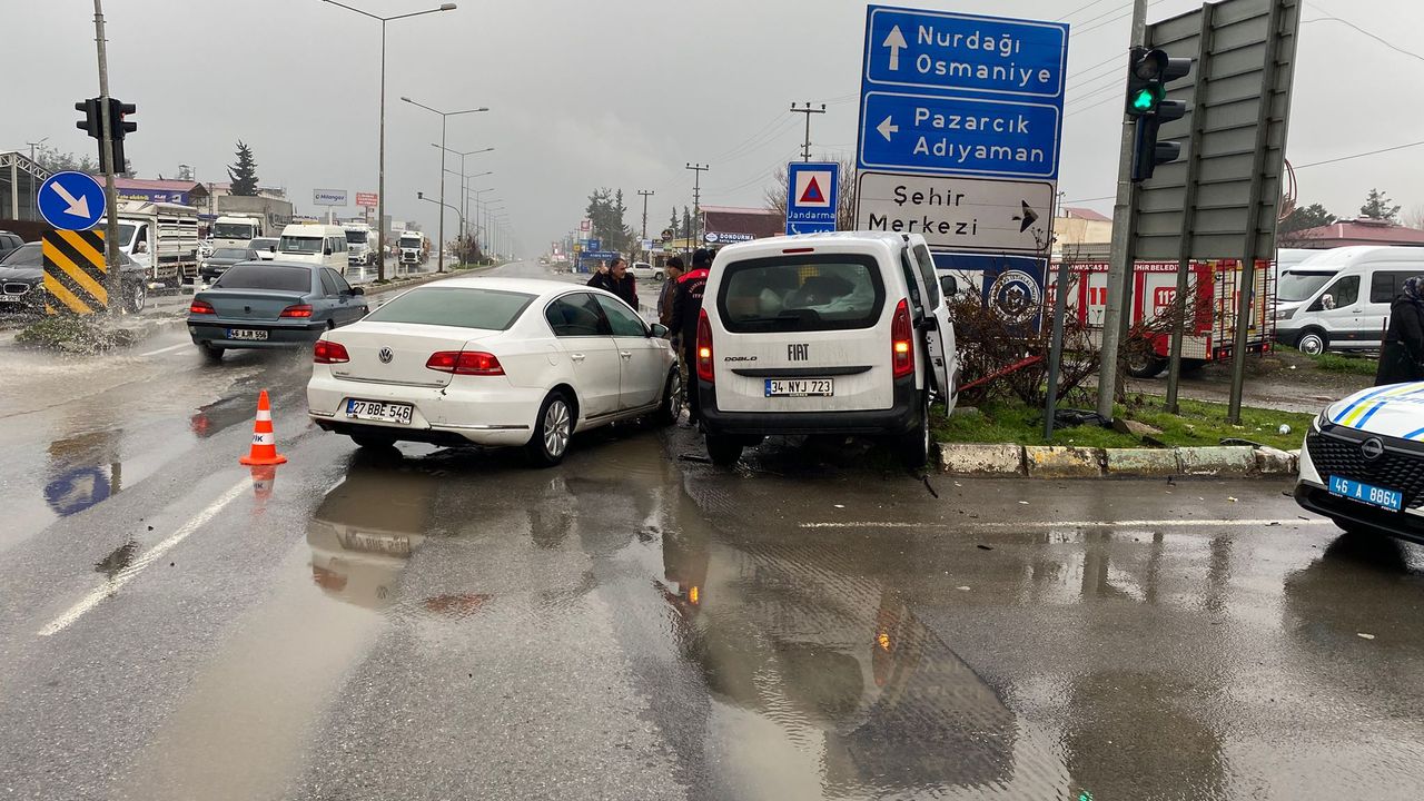 Kahramanmaraş’ta trafik kazası; 5 yaralı