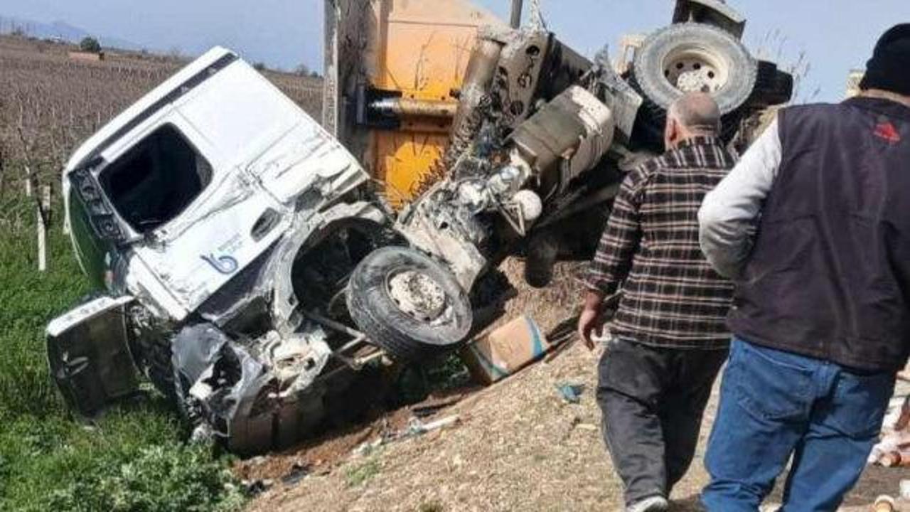 Son Dakika.... Manisa'da zincirleme trafik kazası: 1'i çocuk 5 kişi yaralandı