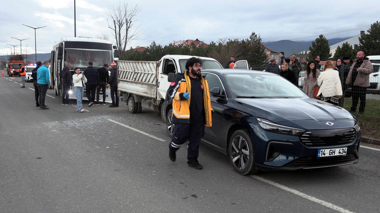 Bolu'da zincirleme trafik kazası: 7 kişi yaralandı, 2 kişi gözaltına alındı