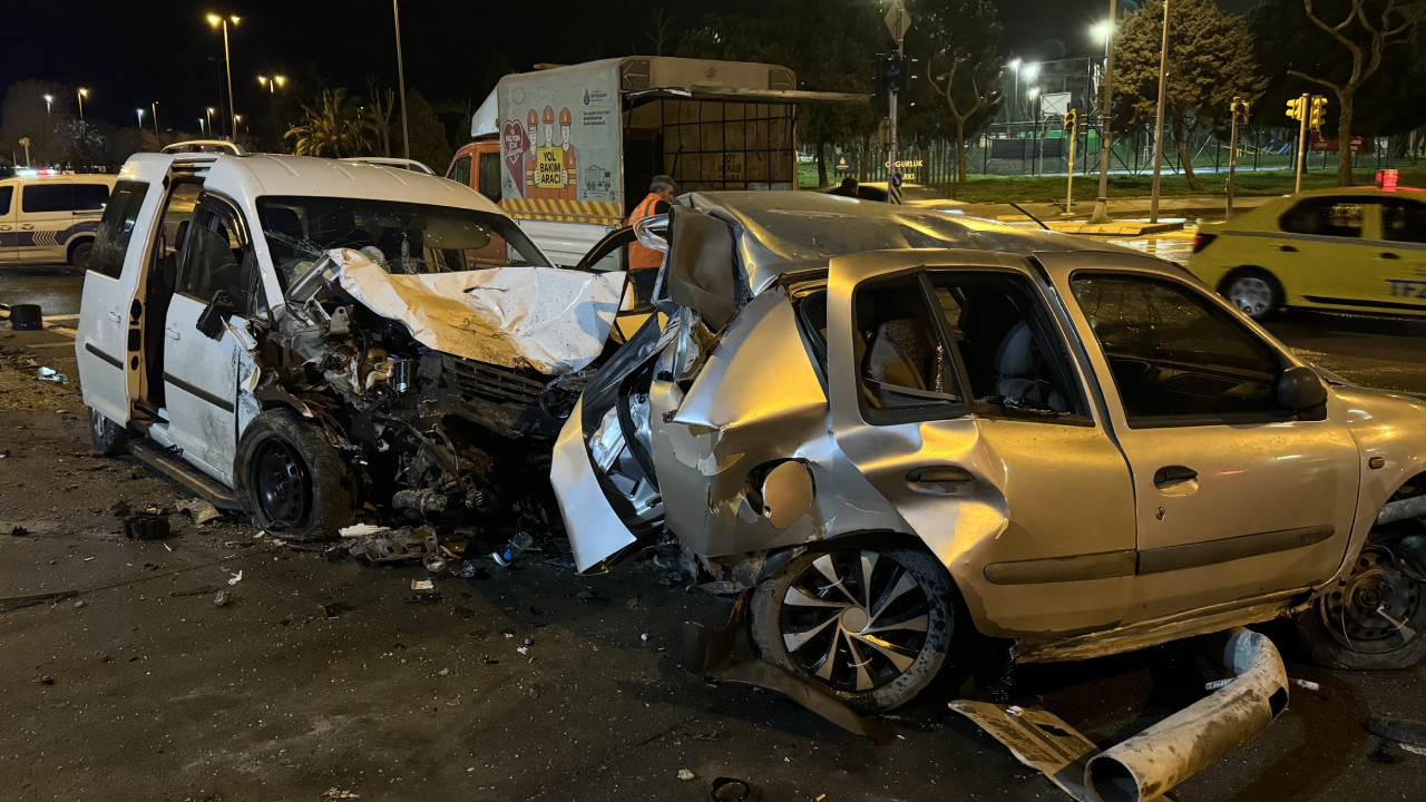İstanbul Kartal'da kaza: 4 yaralı