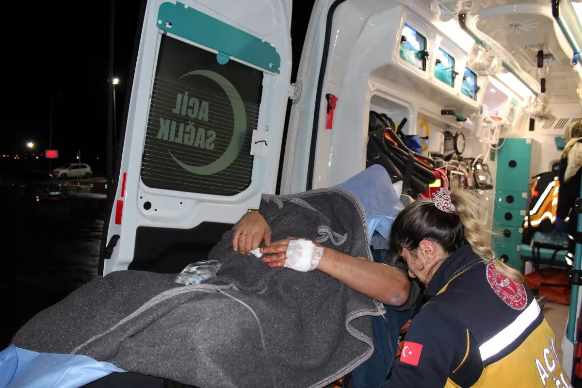 Aksaray'da Trafik Kazası: 5 Yaralı