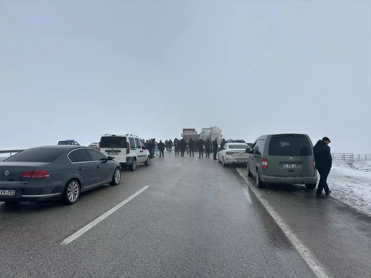 Erzurum'da Zincirleme Trafik Kazası