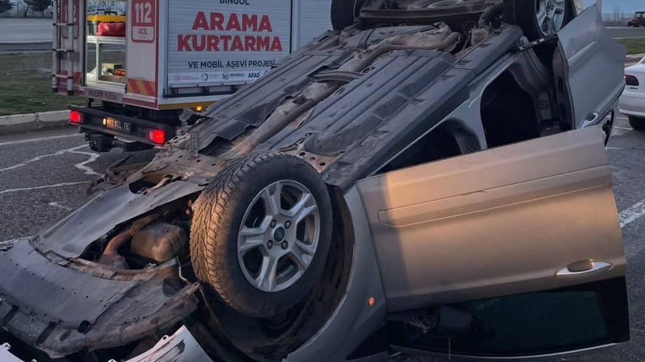 Bingöl'de trafik kazası: Bir yaralı