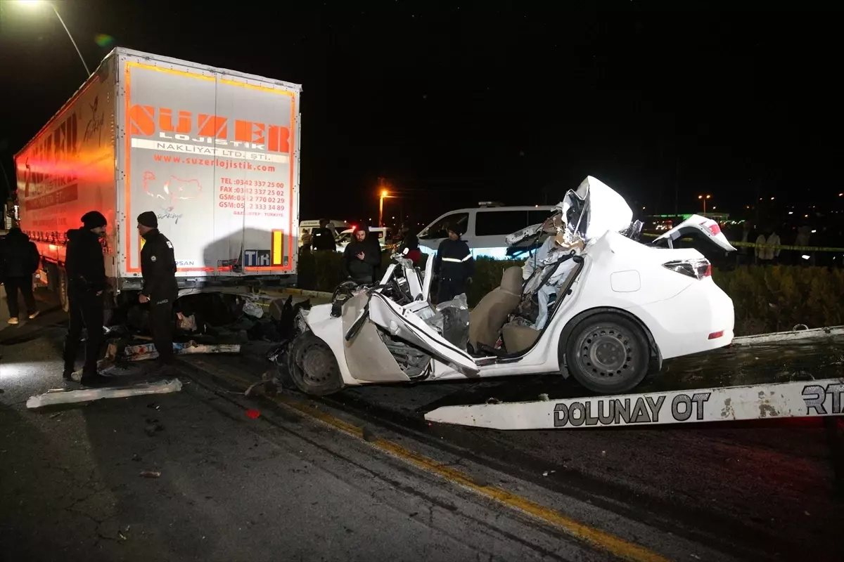 Niğde'de Trafik Kazası: Sürücü Hayatını Kaybetti